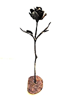 Dekorácie - kovaná ruža osadená v kameni - 11743345_