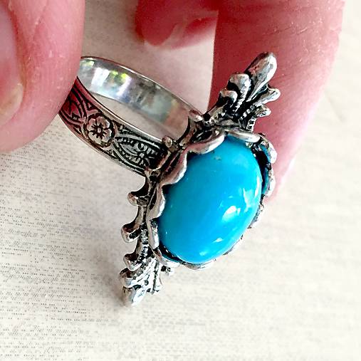 Antique Silver Barroco Turquoise Ring / Prsteň s pravým tyrkysom v starostriebornom prevedení