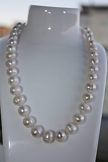 Náhrdelníky - Náhrdelník pravá prírodná morská perla AA kvalita - 11779357_