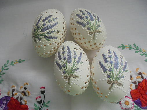 Dekorácie - Húsacie krasličky levandulky. - 11788683_