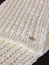 Úžitkový textil - Pletená deka “krémový vrkoč” (60 x 70 cm) - 11812200_