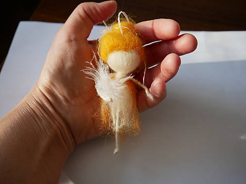 bábika pomarančová z plste