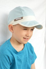 Detské čiapky - Letná šiltovka bledomodrá pásik - 11867336_