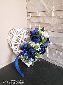 Dekorácie - Srdce kráľovská modrá s mašlou 22cm - 11872510_