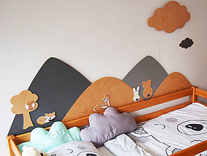 Detské doplnky - Drevená zástena za posteľ kopce, šírka cca 200 cm - 11881986_