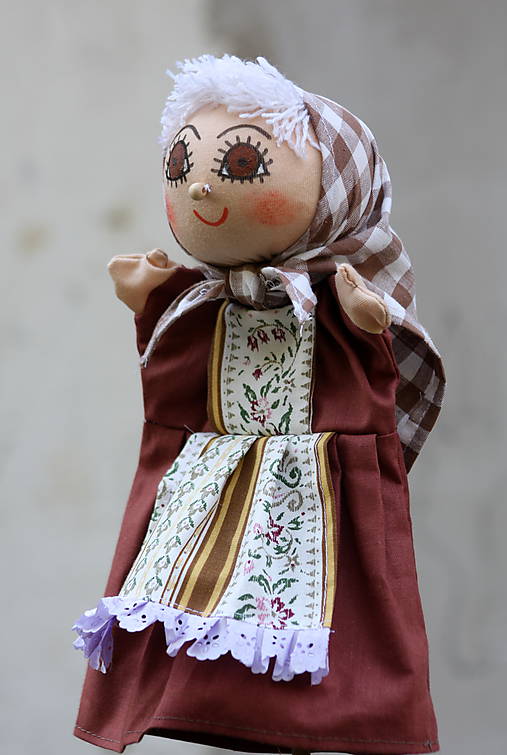 Hračky - Maňuška. Bábika Babička Boženka. - 11884076_