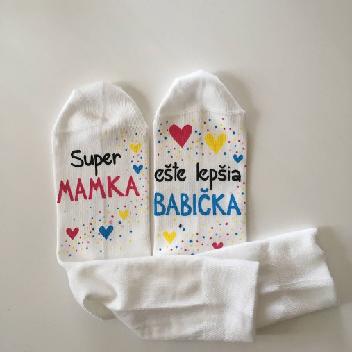 Maľované ponožky s nápisom : "Super MAMA/MAMKA/ ešte lepšia BABIČKA" (2)