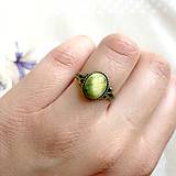 Prstene - Simple Bronze Green Tiger Eye Ring / Jemný bronzový prsteň so zeleným tigrím okom - 11901668_