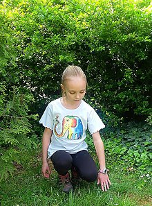 Detské oblečenie - Detské tričko s vlnkovanými okrajmi - Slon a vták - 11898793_