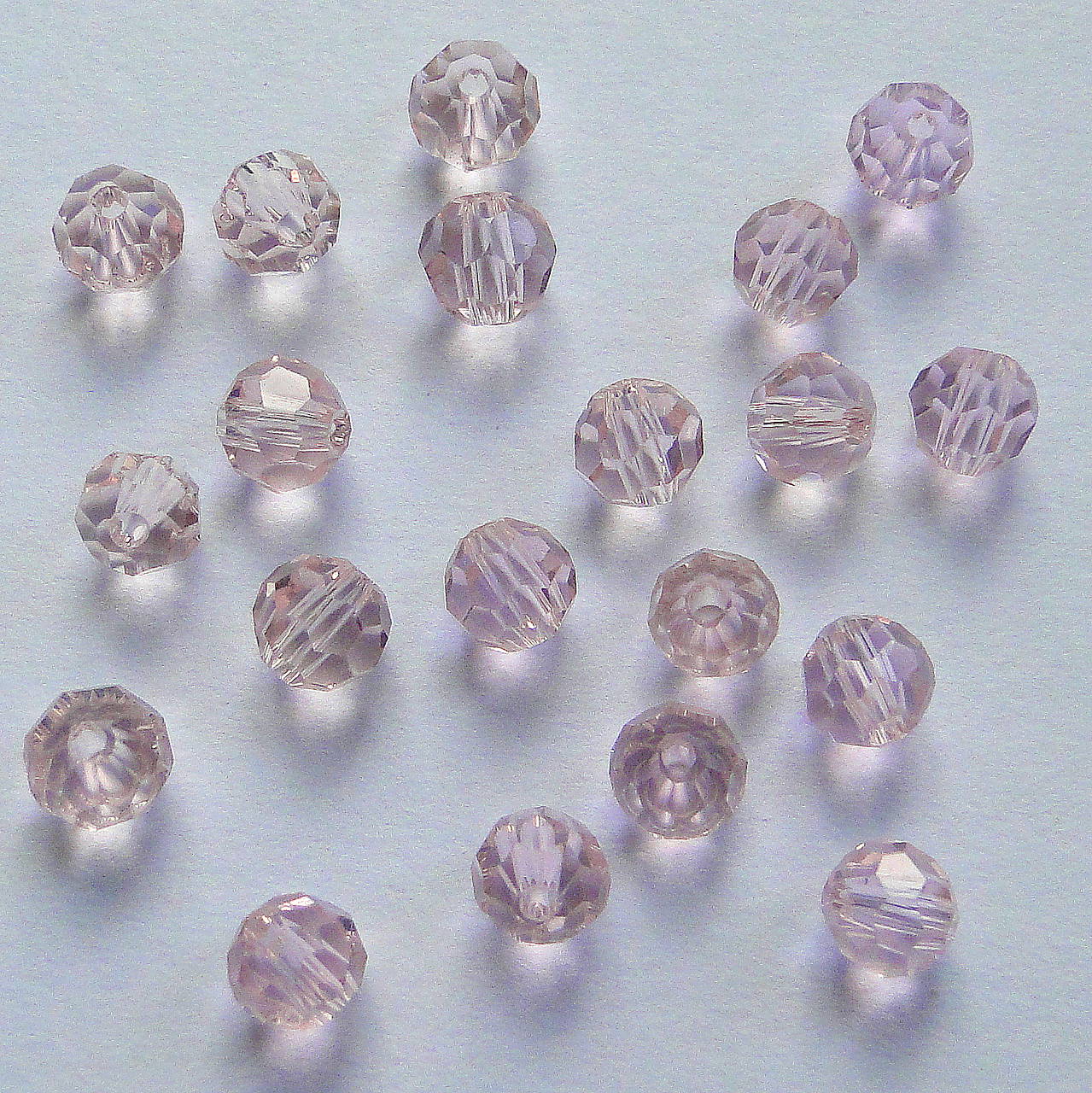 Sklenené brúsené korálky DISCO 4mm-1ks (sv.ružová)
