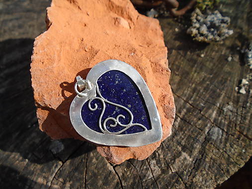 Strieborný prívesok Ag925 Lapis Lazuli Srdce