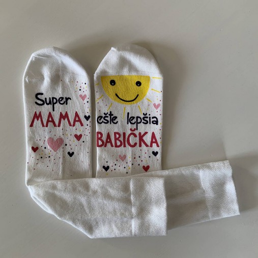Maľované ponožky s nápisom : "Super MAMA/MAMKA/ ešte lepšia BABIČKA" (1)