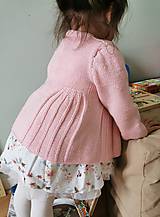 Detské oblečenie - Pletený svetrík pre bábätko - 11922854_