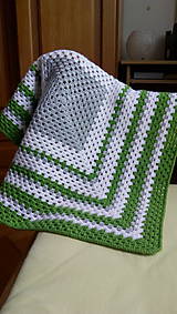 Detský textil - Zelená háčkovaná deka - 11929088_