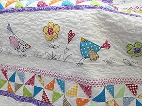 Úžitkový textil - patchworková deka "Vtáčiky na lúke" - 11940488_