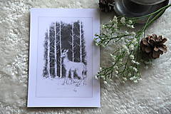 Kresby - Srnka medzi kmeňmi stromov Art Print - 11944687_
