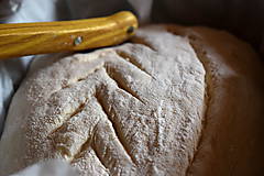 Príbory, varešky, pomôcky - Narezávatko na chlieb (moruša) - 11950004_