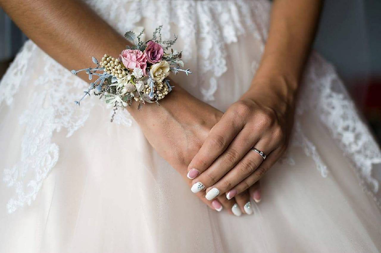 Kvetinový náramok "najsladší bozk"