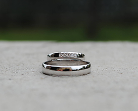 Prstene - Obrúčky s diamantmi biele - 11979051_