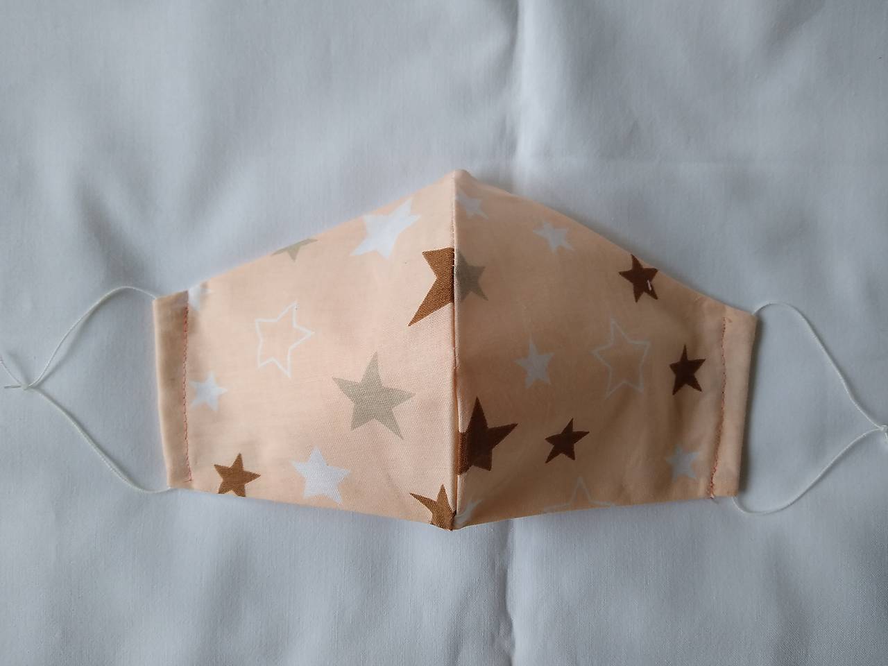 Dizajnové rúško hviezdy tvarované dvojvrstvové