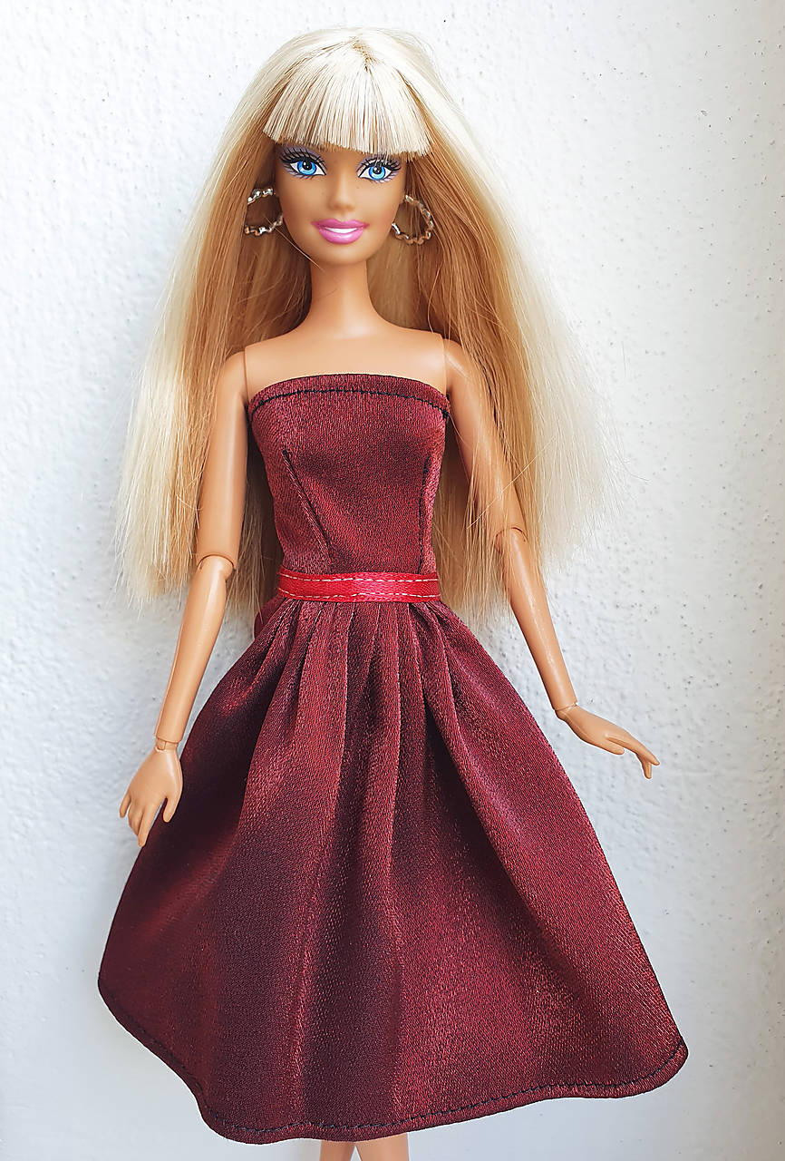 Bordové midi šaty pre Barbie