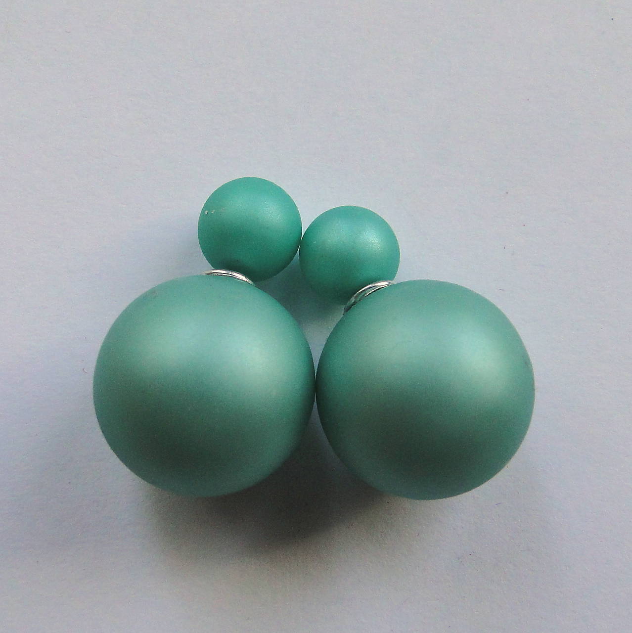 Dvojité perlové náušnice 16mm (mint matná)