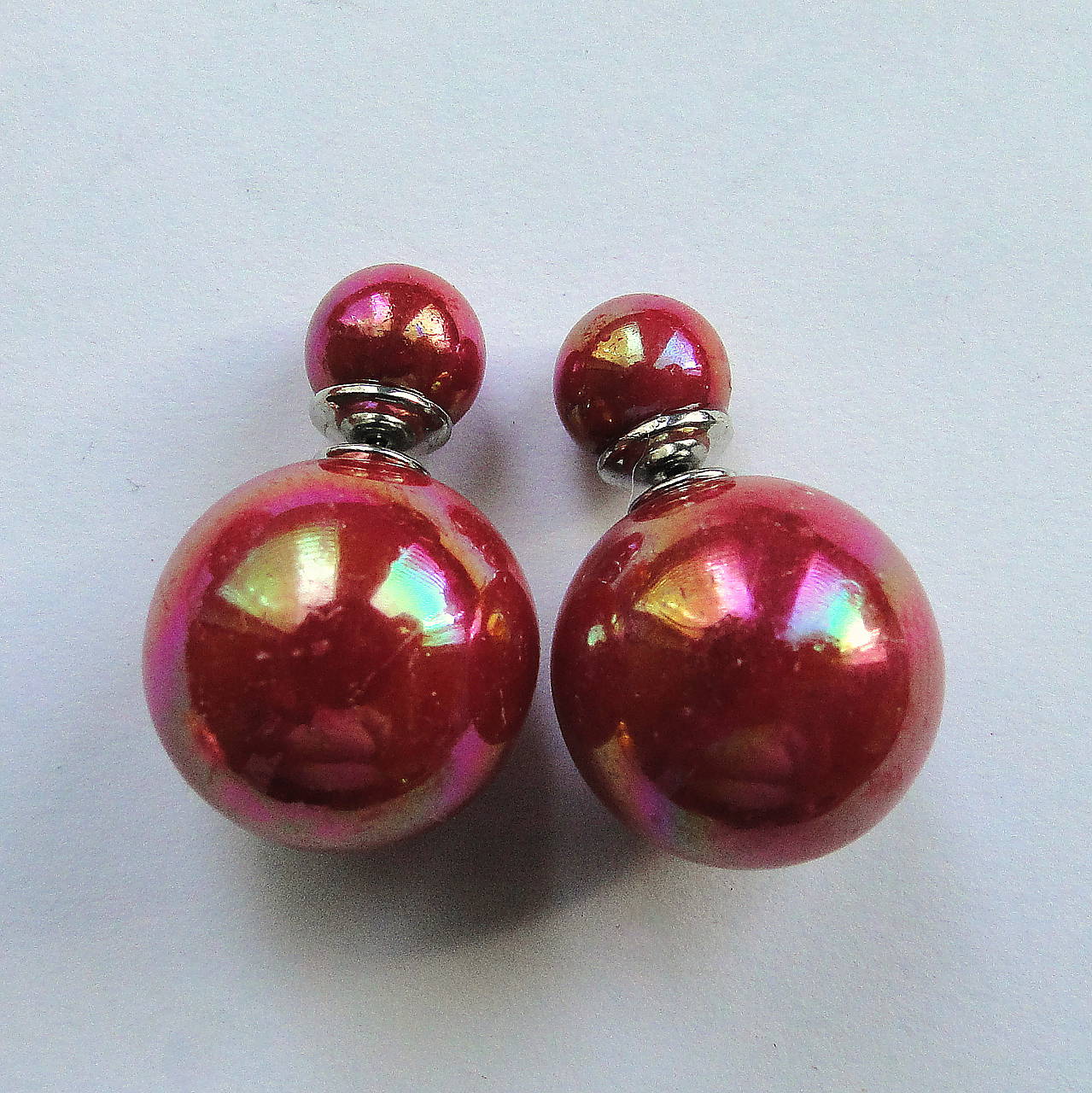 Dvojité perlové náušnice 16mm (bordovočervená)