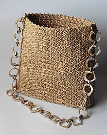 Kabelky - Handmade elegantná háčkovaná kabelka krémová s mramorovo-zlatou výraznou retiazkou - 12005168_