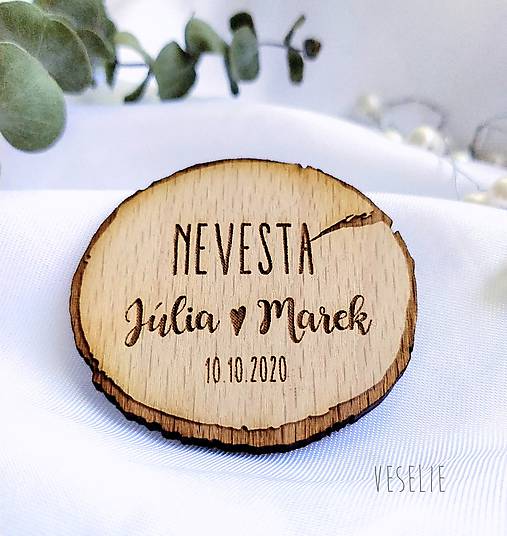 Darčeky pre svadobčanov - Svadobné magnetky . drevený pník (Magnetka menovka nad 50ks) - 12019105_