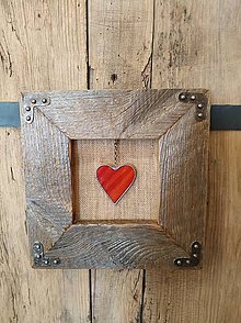 Obrazy - Obraz s rámom zo starého dreva - Vitrážne červené srdce - 12016511_