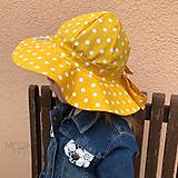 Detské čiapky - Detský klobúk yellow dots - 12030911_