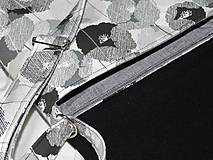 Kabelky - Ručne vyšívaná kabelka - 12035049_