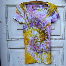 Topy, tričká, tielka - Batikované tričko "Púpava" - 12039309_