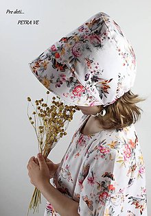 Detské čiapky - Kvety a motýle - detský bavlnený čepček - 12040947_