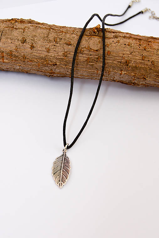 Náhrdelníky - Necklace... #3... Leaf - 12050846_