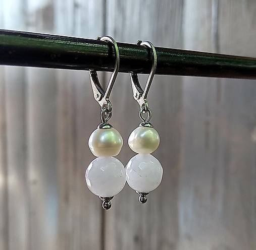 Náušnice - Visiace náušnice pastelový jadeit + riecne perly 2. - 12055858_