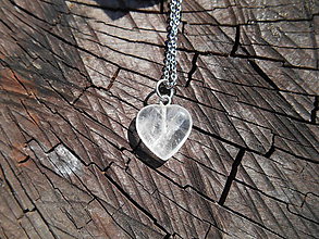 Náhrdelníky - little cristall heart - 12080346_