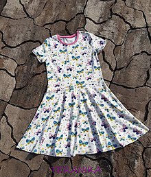 Detské oblečenie - Dívčí šaty "na křídlech motýlích"... vel.140 - 12093702_