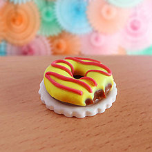 Hračky - Donut - FIMO hračka (citrónový) - 12101641_