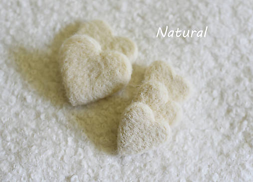 Detské doplnky - Rekvizity na fotenie novorodencov - plstené srdiečka (Malé srdiečko - natural) - 12109923_