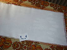 Úžitkový textil - Ručne vyšívaný ľanový obrus biely / štóla / - 12112239_