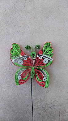 Dekorácie - Zelenočervený motýľ - zapichovačka do kvetináča - 12114149_