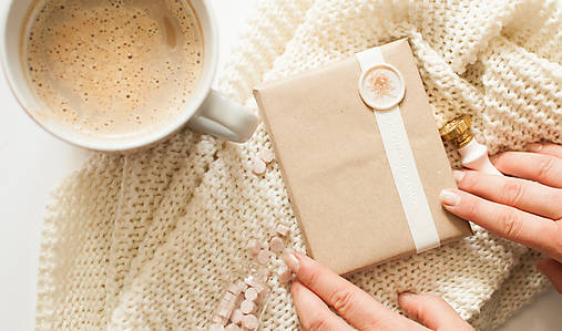 Papiernictvo - Pečate na mieru " with love "  - 12127392_