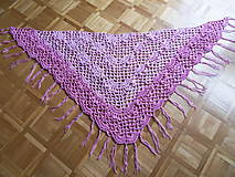 Romantická trojuholníková háčkovaná šatka - ružová - veľká 140x100x100 cm