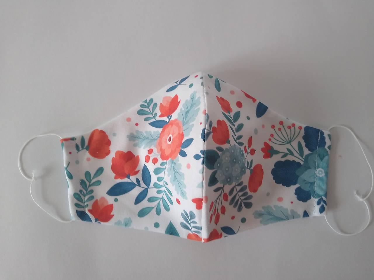 Dizajnové rúško red flower prémiová bavlna antibakteriálne s časticami striebra dvojvrstvové tvarované