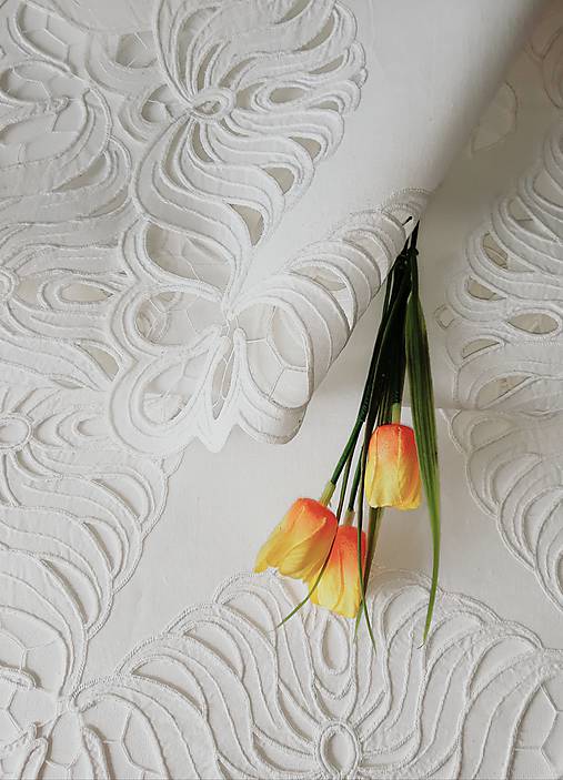 Úžitkový textil - Richelieu - biela, 35 x 101 cm - 12140364_
