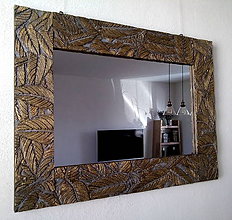 Zrkadlá - Zrkadlo - Palma (rozmer rámu - výška 80 cm, širka 110 cm, hrúbka 3 cm, šírka rámu 15 cm, rozmer zrkadla - 50 x 80 cm - Zlatá) - 12143716_