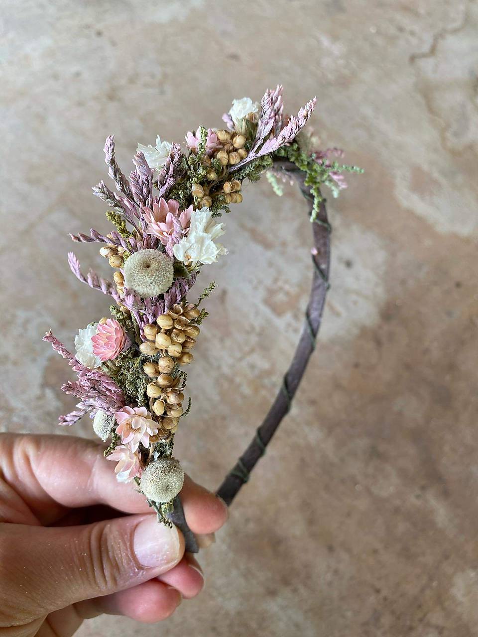 Slamienková čelenka "v objatí snov" 