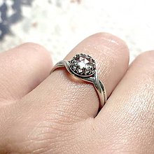 Prstene - Filigree Faceted Quartz Silver Ring  / Strieborný prsteň s brúseným krištáľom - 12172456_