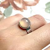 Prstene - Rose Chalcedony Stainless Steel Ring / Elegantný prsteň s rose chalcedónom z chirurgickej ocele - 12174060_